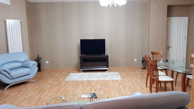 Апартаменты Modern City Center Apartment Баку-7